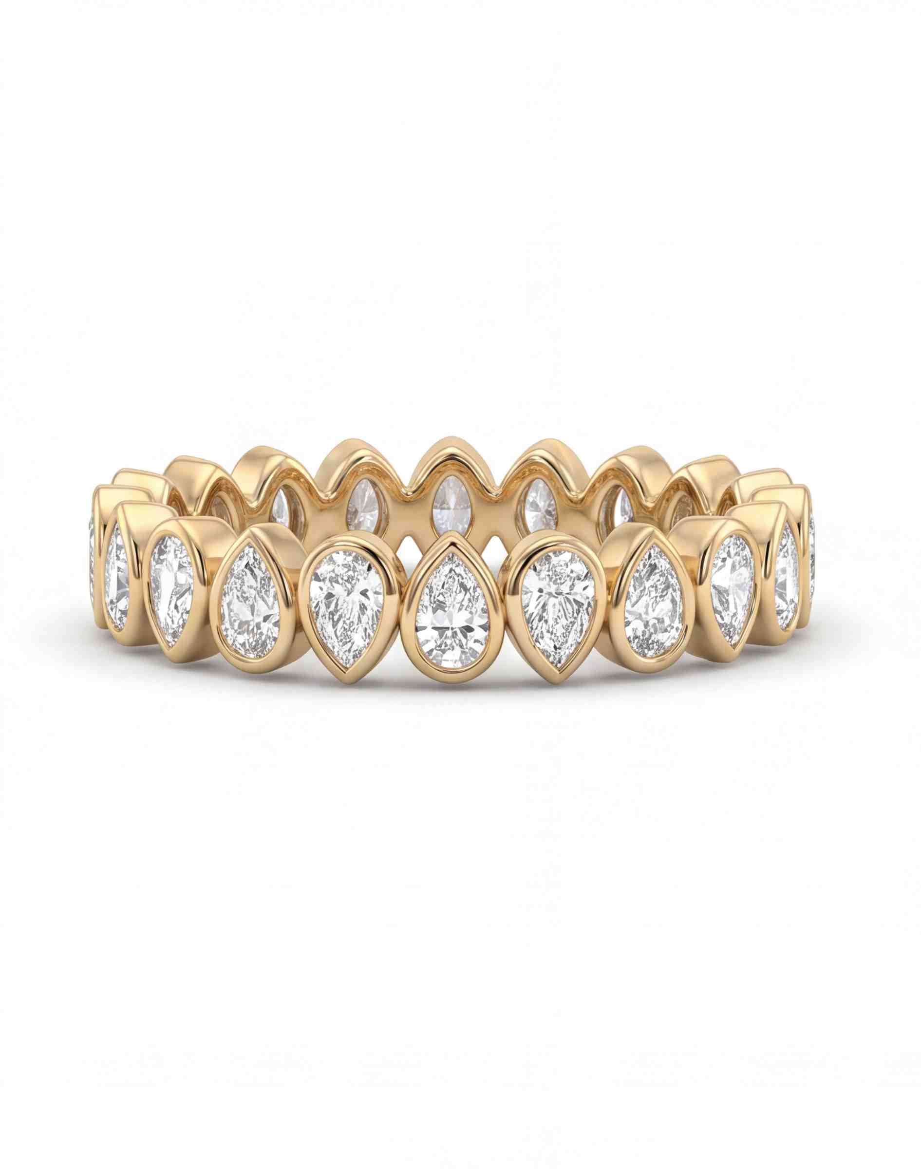 Pear-cut EF VVS Diamond Eternity Ring in 18k Yellow Gold